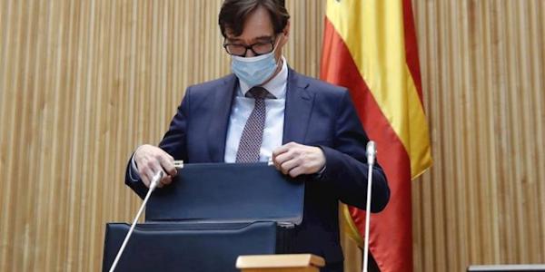 El ministro de Sanidad, Salvador Illa antes de comparecer en la Comisión de Sanidad del Congreso