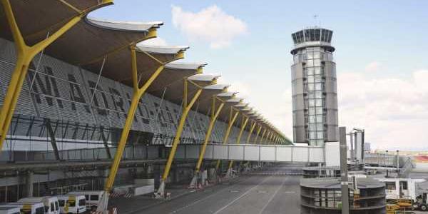 Torre de control Aeropuerto Adolfo Suarez Madrid Barajas 
