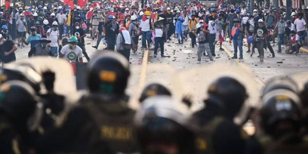 Enfrentamientos en Perú 