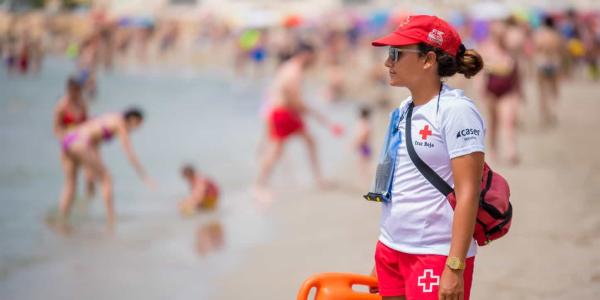 Cruz Roja ha atendido a miles de personas durante este verano