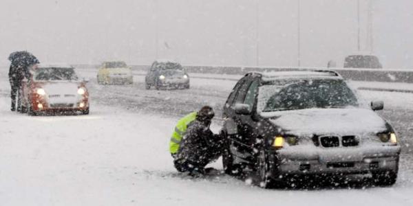 La DGT advierte a los conductores ante las fuertes nevadas