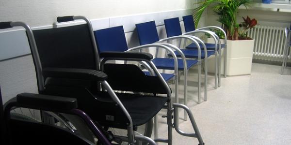 Sillas en una sala de espera