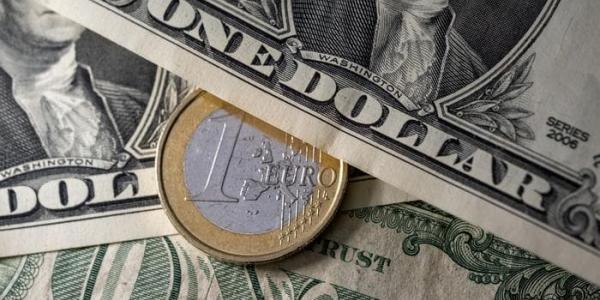 El euro y el dólar alcanzan la paridad