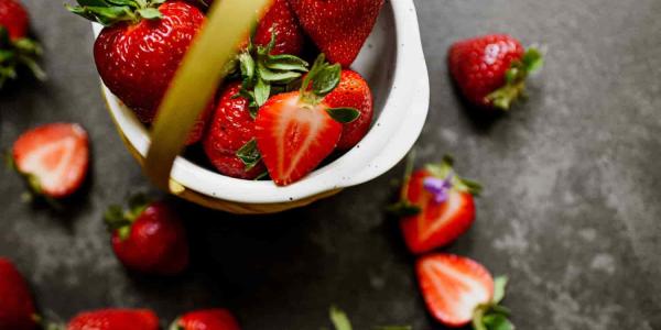 Consumo de fresas para el dolor menstrual