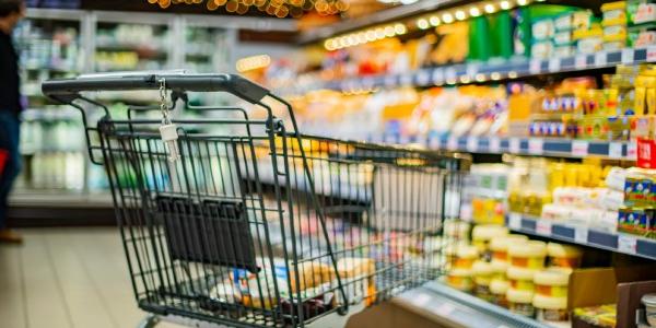 Carro de la compra en un supermercado