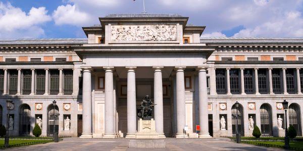 Fachada principal del Museo del Prado 