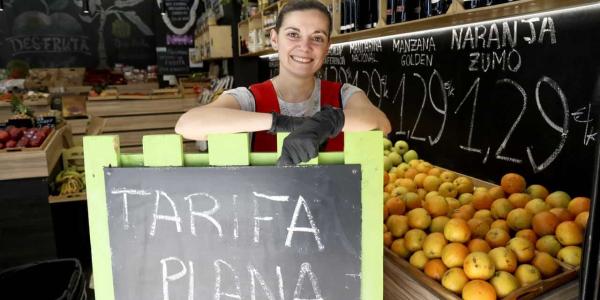 Muchas fruterías de Galicia ofrecen precios baratos en la fruta