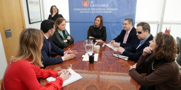 Gobierno y CERMI refuerzan su colaboración para mejorar los rescates y salvamentos de personas con discapacidad.