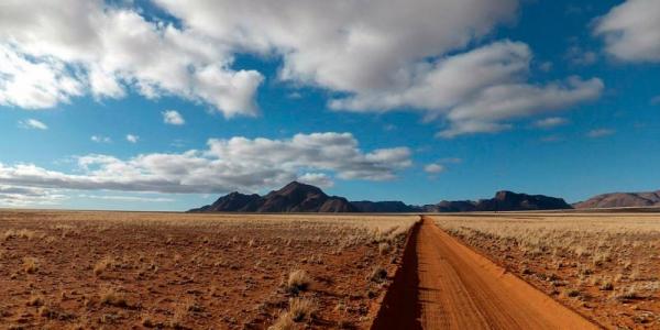Imagne recurso del desierto de Namibia en Pixabay