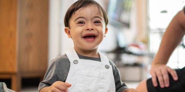 Niño con síndrome de Down