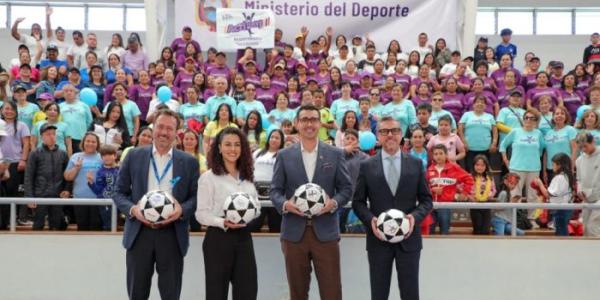 Representante de ACNUR Ecuador, deportista de alto rendimiento, ministro del Deporte y viceministro de Movilidad Humana.