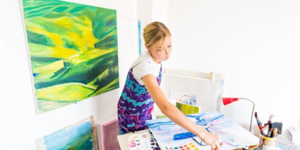 Un informe aplaude el arte de los más jóvenes