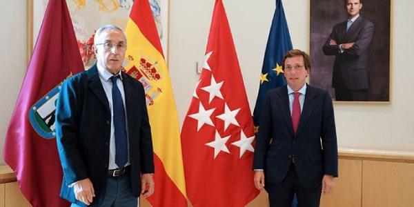 Presidente del Cómite Olímpico Español junto al Alcalde de Madrid