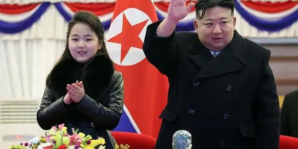 Kim Jong-un junto a su hija