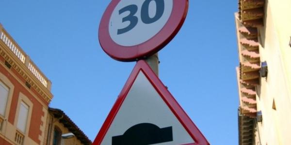 Cerca de 140 países abogan por el límite a 30 km/h donde haya coches y personas.