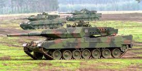 Carros de combate alemanes Leopard 2. 