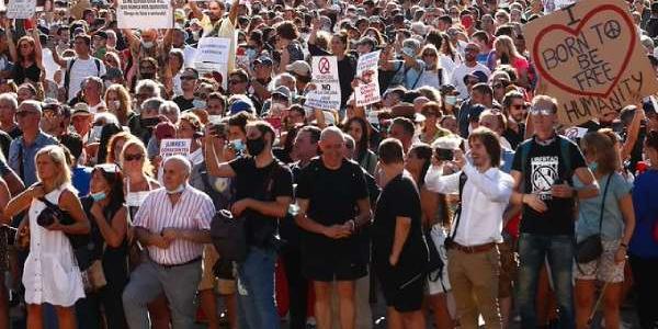 Manifestación de Colón contra el uso de las mascarillas