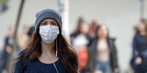 El uso de las mascarillas se queda atrás en los centros de salud