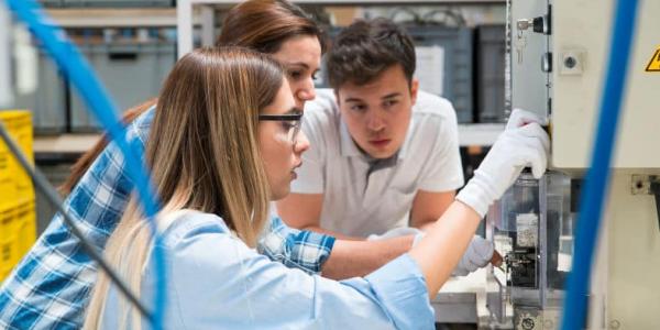 La Xunta abre el plazo de solicitud para su programa laboral para mujeres