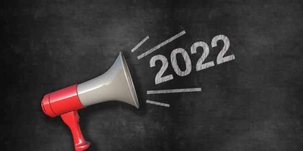 Megáfono con el año 2022
