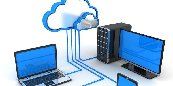 Imagen de ordenadores conectados a través de la nube