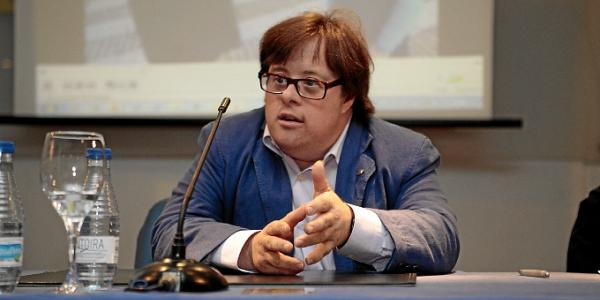 Pablo Pineda, el primer europeo con Síndrome de Down que tuvo una titulación universitaria