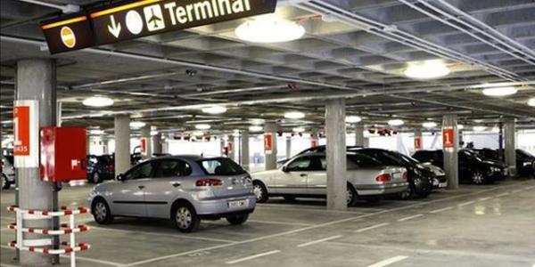 Ahorrar en el parking del aeropuerto es posible