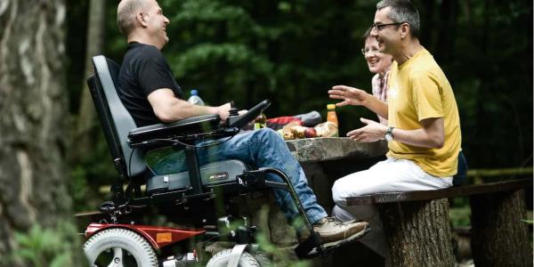 Mejorar la autonomía de las personas con discapacidad