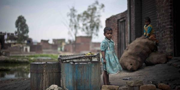 Millones de personas se han salvado de caer a la pobreza durante la pandemia gracias a los programas de ayudas públicas