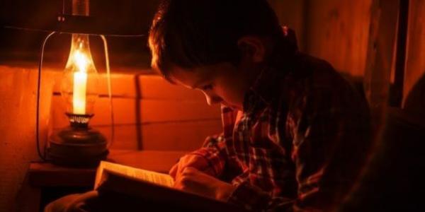 Luz en una vivienda a través de velas 