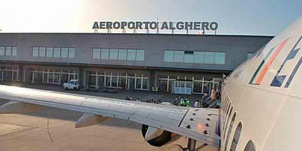 Foto del aeropuerto de Alghero, donde fue detenido Carlos Puigdemont a su llegada a Cerdeña.