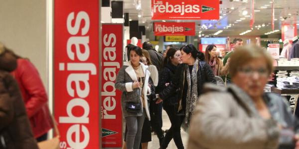 El Corte Inglés comienza las rebajas de invierno 2020.