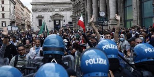Antidisturbios en Italia/Europa Press
