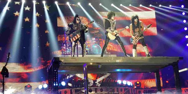 El grupo KISS arrasa con su gira histórica