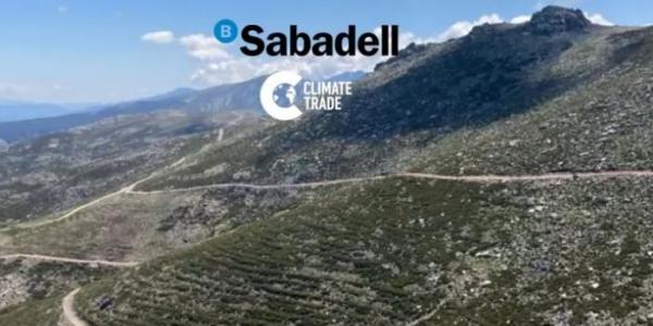 Cartel de la alianza entre Banco Sabadel y ClimateTrade