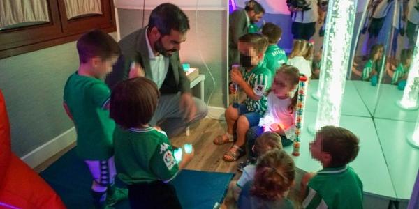 El Real Betis Balompié con los niños con discapacidad
