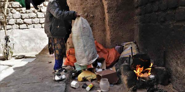 Las familias desplazadas sufren las condiciones climáticas extremas