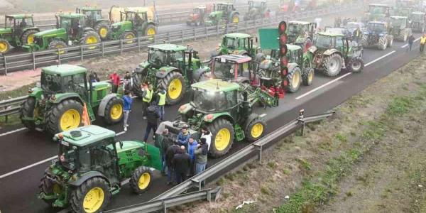 El sector agrario español sigue en las carreteras españolas