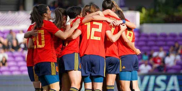 La selección española entra en el Olimpo del fútbol femenino
