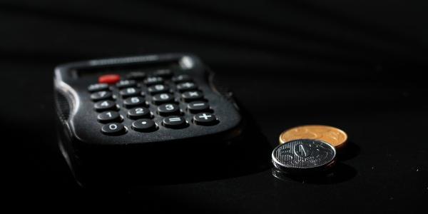 Imagen de Contabilidad, Finanzas y Monedas