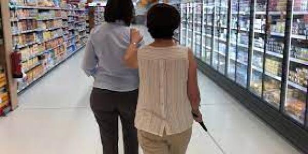 Consum implanta un servicio de comercio inclusivo