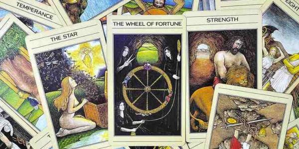 Imagen de varias cartas del tarot