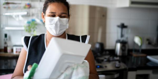 Las trabajadora del hogar sufren la crisis del coronavirus.
