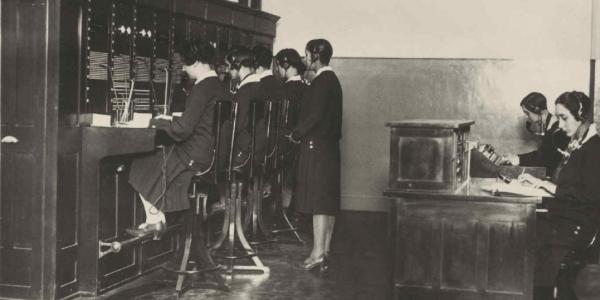 Chicas del cable, fotografía antigua